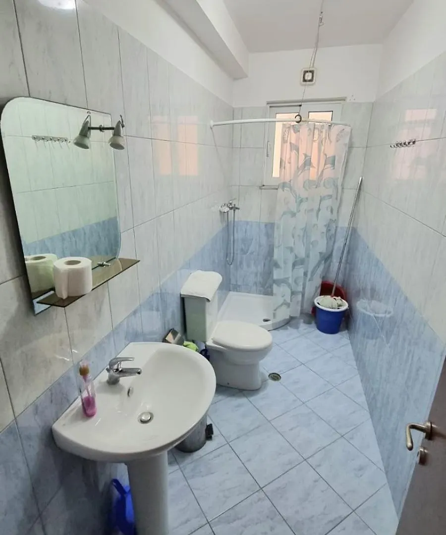 Central Sea Apartment'S Sarandë Appartement